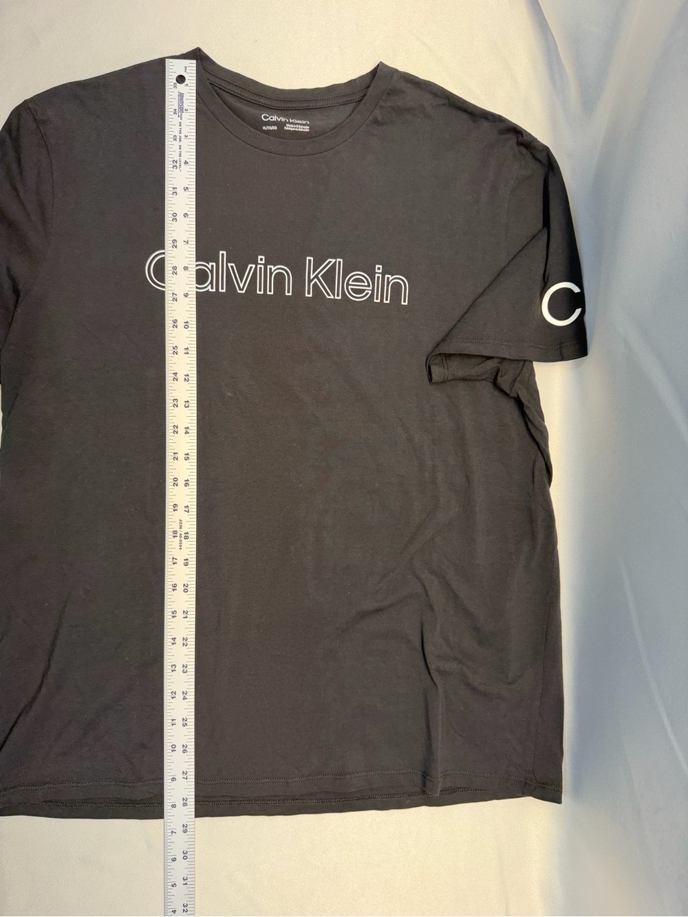 Calvin Klein Men’s Logo T‑Shirt | Black | GUC | XL - Picture 5 of 5